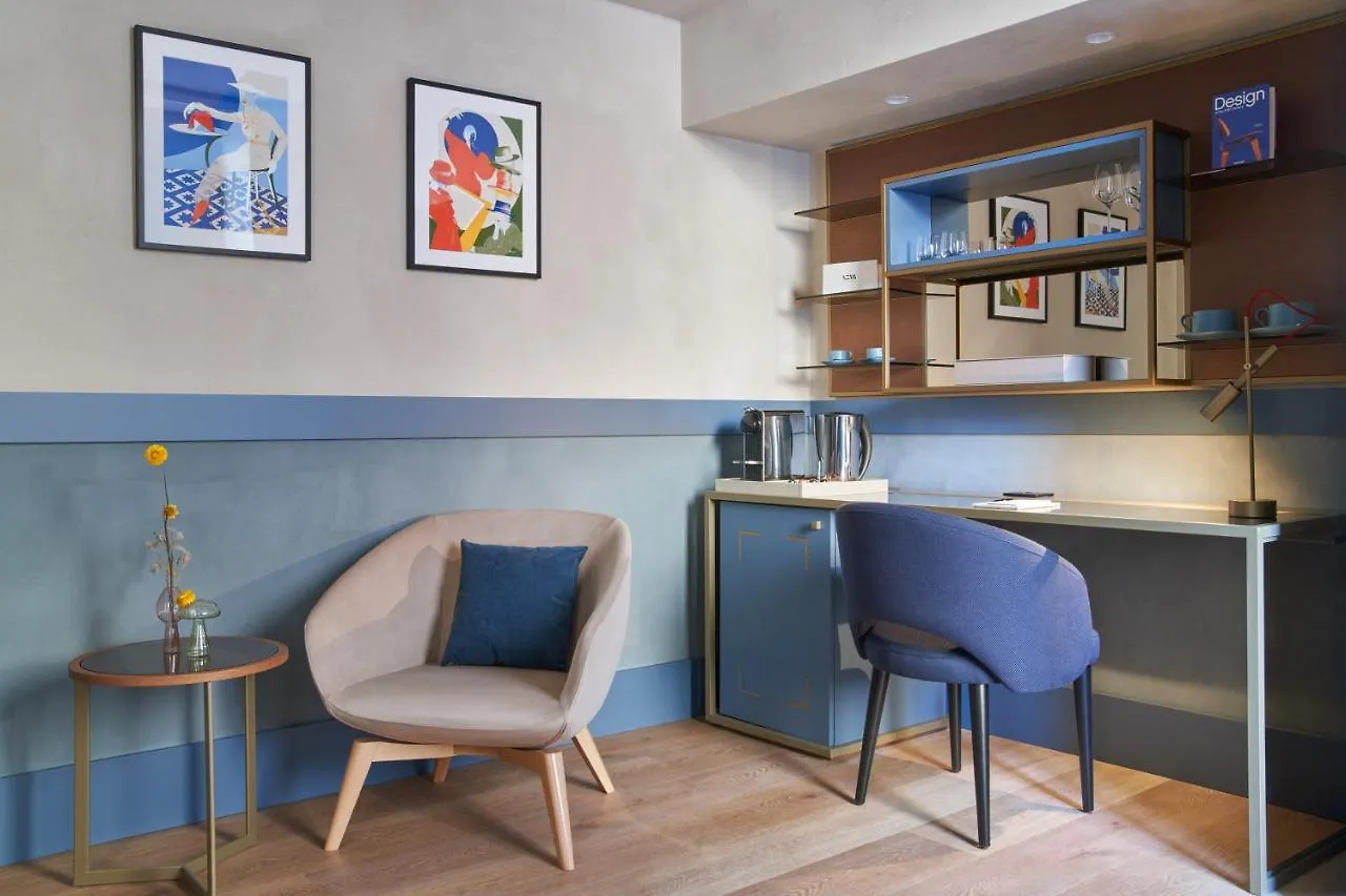 Fifty House Cellini Otel Milano