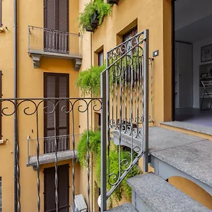Daire Central Studio Apts Milano-corso Magenta Milano