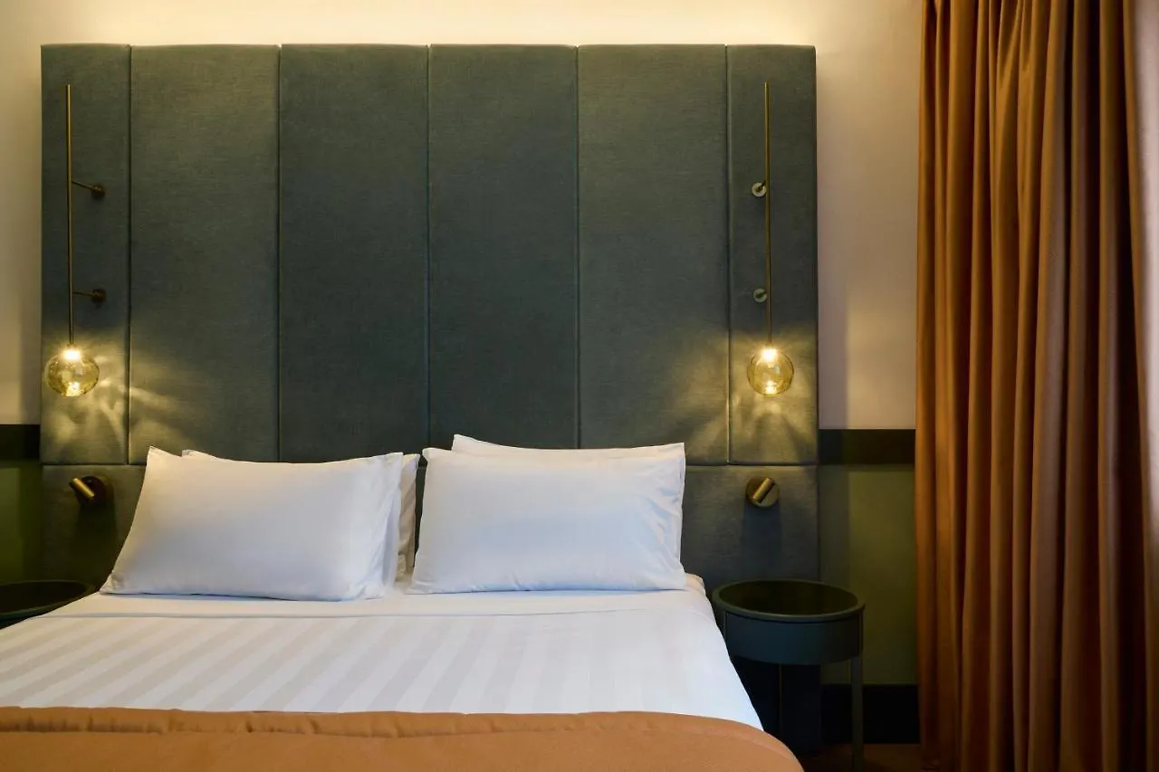 Fifty House Cellini Hotel Milan